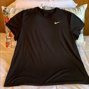 Nike Women’s top